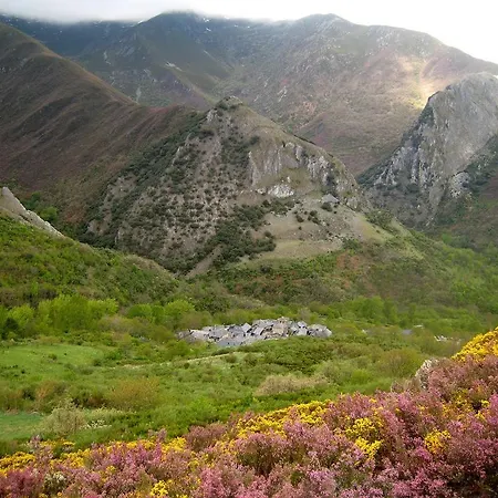 Casa De Abril 1 San Cristobal de Valdueza
